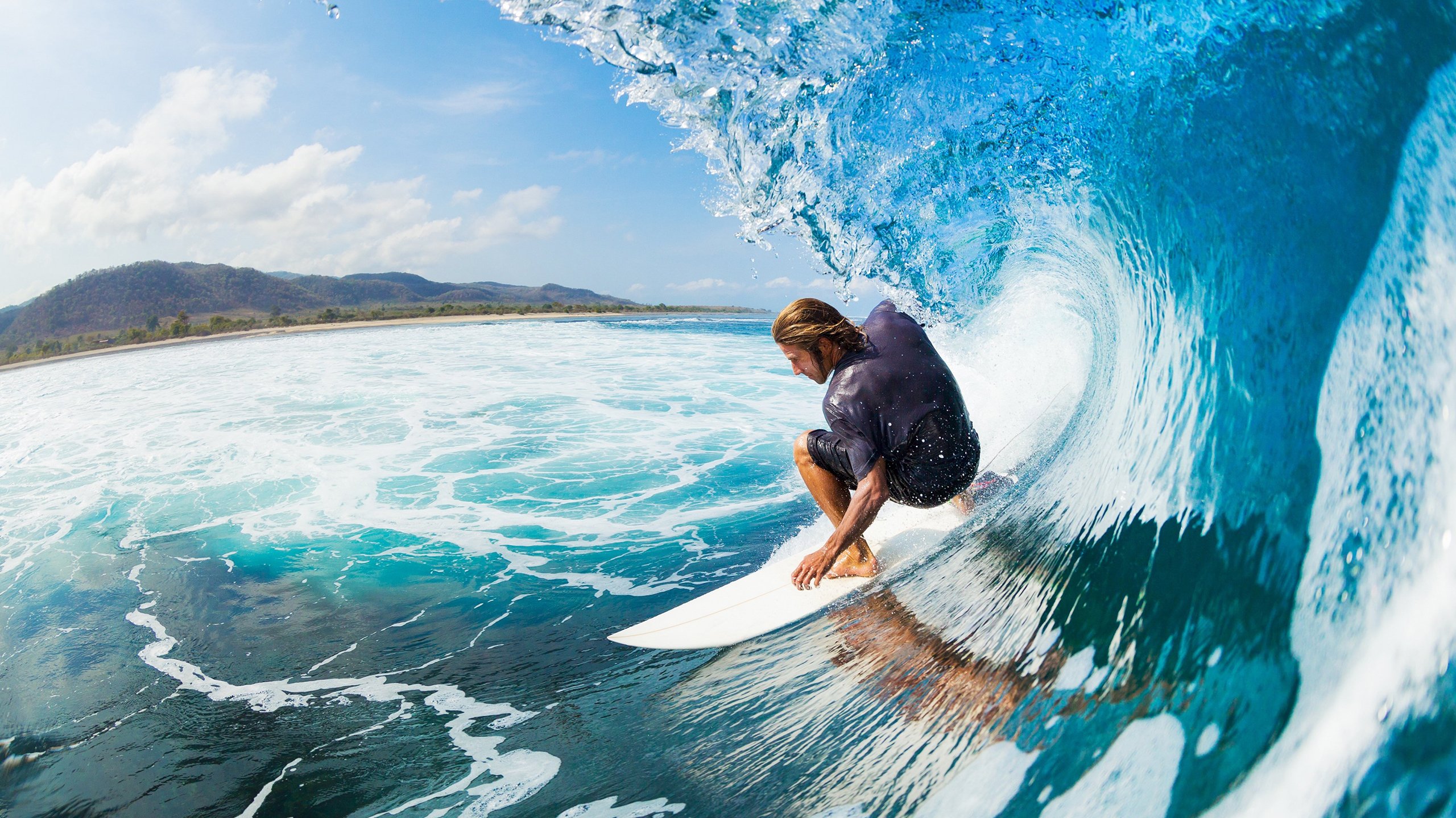 意大利男子4x200米自由泳接力队获得银牌，意大利1500米自由泳